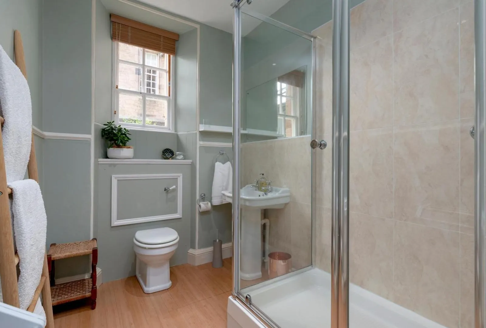 Elegant 17Th Century Villa - Pass The Keys Edinburgh