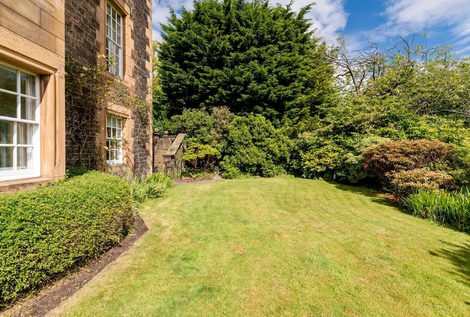 Elegant 17Th Century Villa - Pass The Keys Edinburgh